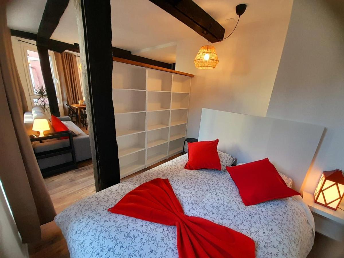 Andra Mari Apartamentu Turistikoak Bermeo Exteriör bild