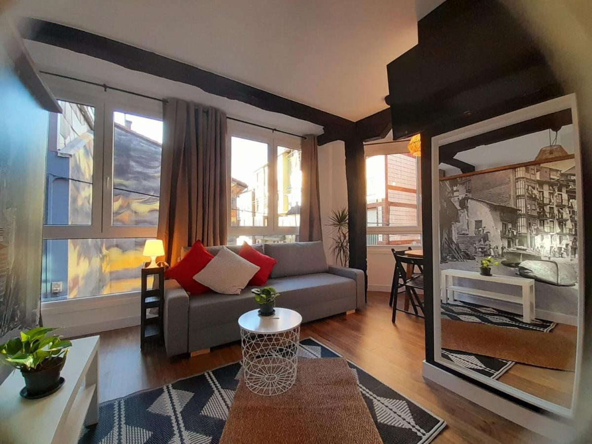 Andra Mari Apartamentu Turistikoak Bermeo Exteriör bild