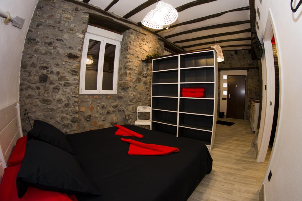 Andra Mari Apartamentu Turistikoak Bermeo Rum bild